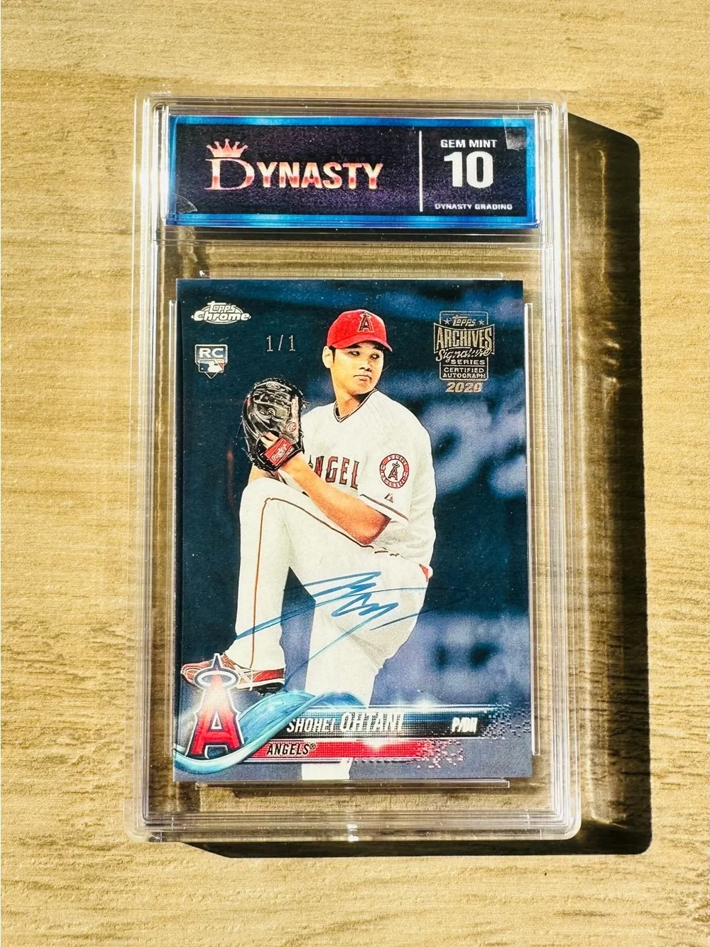Shohei Ohtani Signed Rookie 2018 Topps Chrome Gem Mint 10 Novelty Baseball Card.